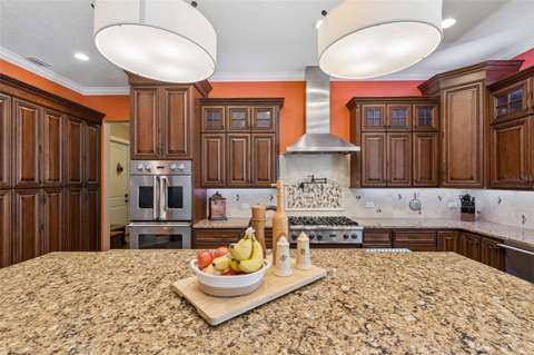 32641 Blueberry Hill Way, Dade City FL - photo 20 of 95