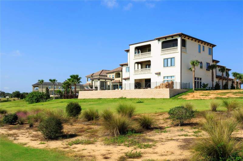 10 bedroom Single Family Residence at 905 GOLDEN BEAR DRIVE, REUNION WEST VLGS NORTH, REUNION — photo 5
