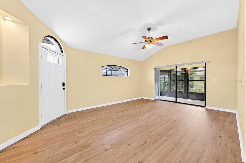 2 bedroom Single Family Residence at 21212 Royal St Georges Lane, Royal Highlands Ph 01CA, Leesburg — photo 5