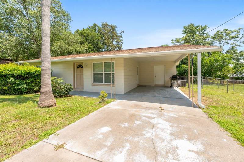 2 bedroom Single Family Residence at 21545 SW Honeysuckle Street, Rainbow Lakes Estate, Dunnellon — photo 3