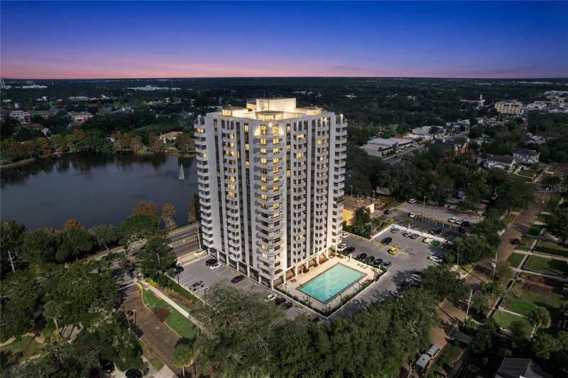 2 bedroom Condominium at 400 E Colonial Drive #608, Park Lake Towers, Orlando — photo 1
