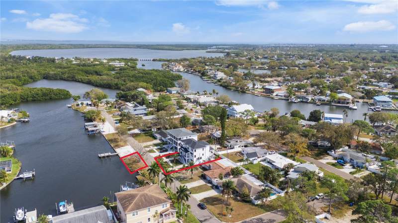 4 bedroom Single Family Residence at 220 90TH AVENUE, SUN PLAZA ISLES, ST PETERSBURG — photo 1