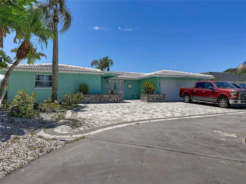 4 bedroom Single Family Residence at 3516 Floramar Terrace, Flor A Mar, New Port Richey — photo 1