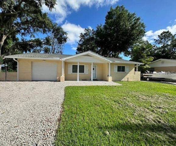 3 bedroom Single Family Residence at 30820 Glenn Drive, Glenns Cove Add 01, Tavares — photo 2