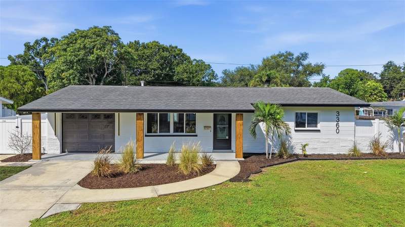 2 bedroom Single Family Residence at 3360 70 Street, Mayfair Manor Blk 1, S 50FT Of Lot 2 & N 25FT Of L, St Petersburg — photo 4