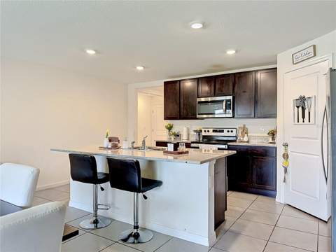 16661 Windmill Forge Pass, Wimauma FL - photo 8 of 38