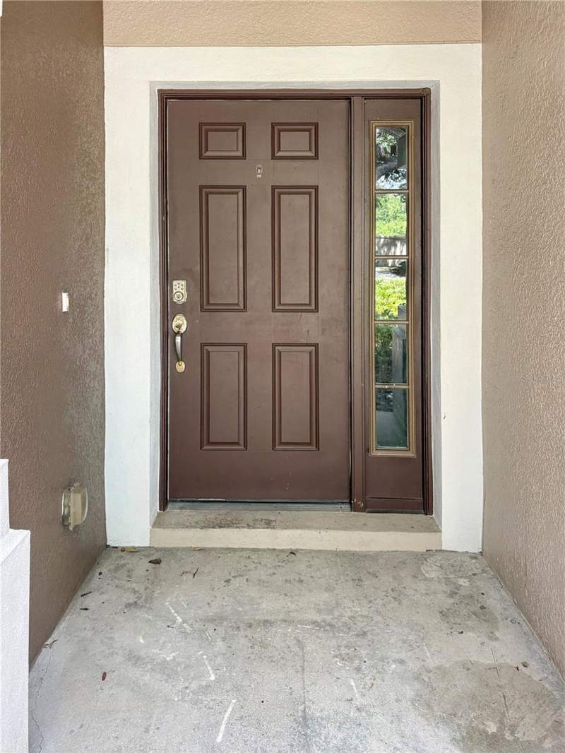 3 bedroom Townhouse at 4924 Chatham Gate Drive, Valhalla Ph 1-2, Riverview — photo 2