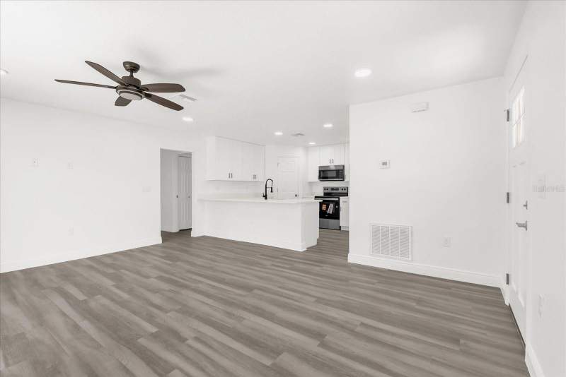 3 bedroom Single Family Residence at 1212 W 16th Street, Fla Land & Colonization Cos Add To South Sanford, Sanford — photo 3