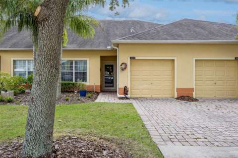 3640 Solana Circle #11B, golf community for sale in Clermont