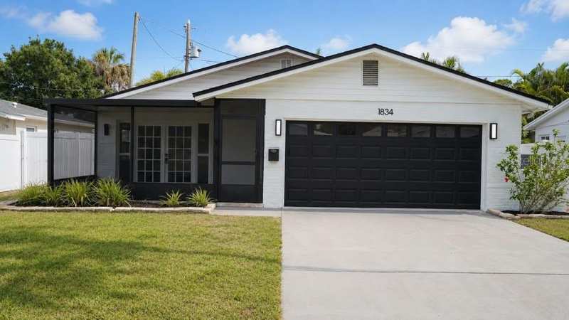 3 bedroom Single Family Residence at 1834 New Hampshire Avenue, Shoreacres Center, St Petersburg — photo 1