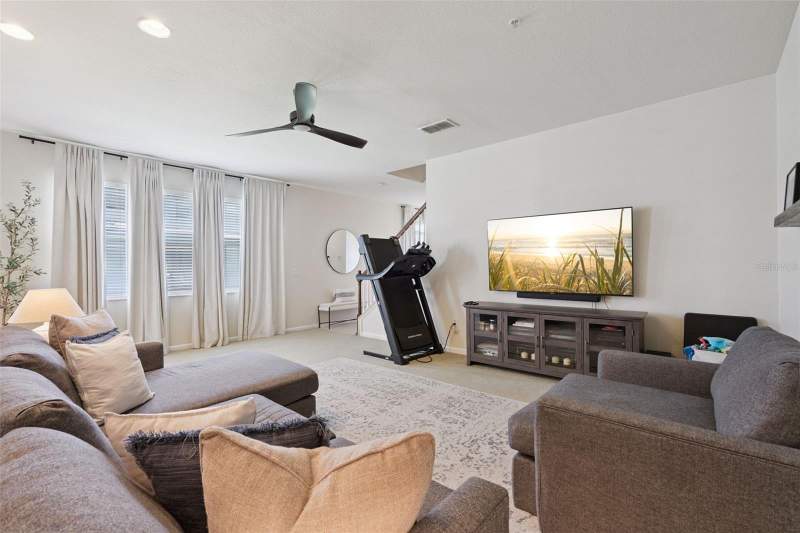 3 bedroom Townhouse at 2925 ASHLAND LANE, TOWNHOMES OF FLORA RIDGE PH 2, KISSIMMEE — photo 5