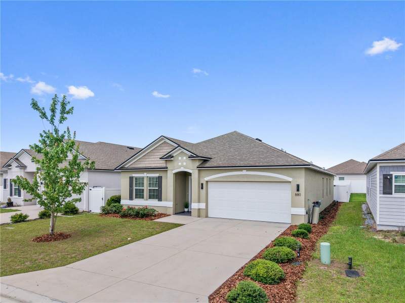 4 bedroom Single Family Residence at 880 NW 251st Drive, Newberry Corners Ph Lll Pb 35 Pg 91, Newberry — photo 2