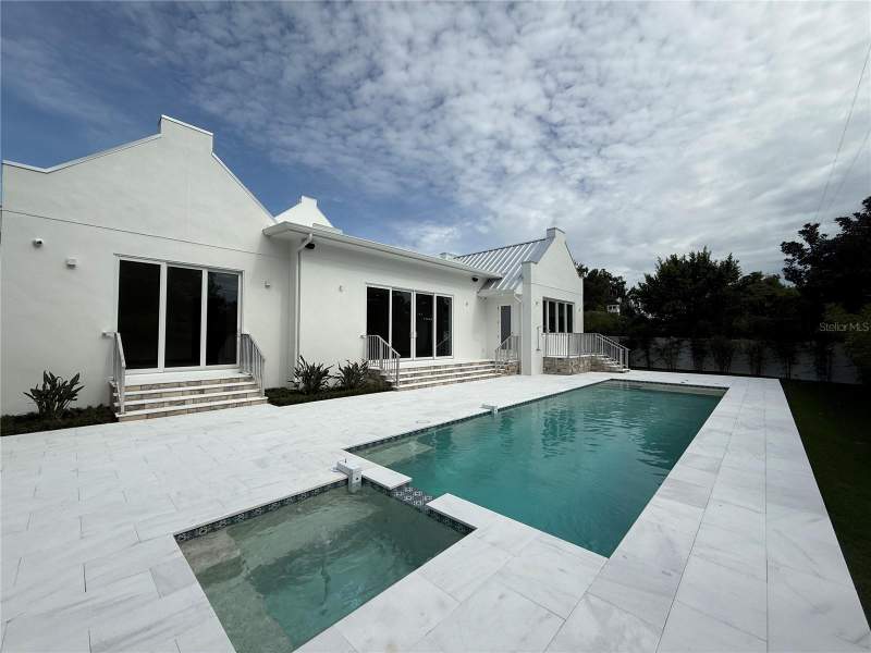 5 bedroom Single Family Residence at 3207 Middlesex Road, Beverly Shores, Orlando — photo 3