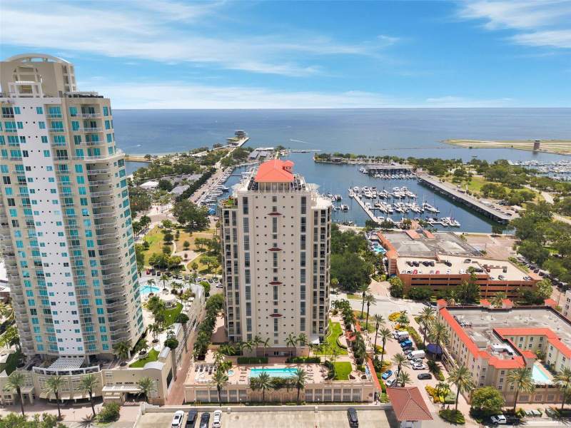 3 bedroom Condominium at 100 Beach Drive #1501, Florencia Condo, St Petersburg — photo 2