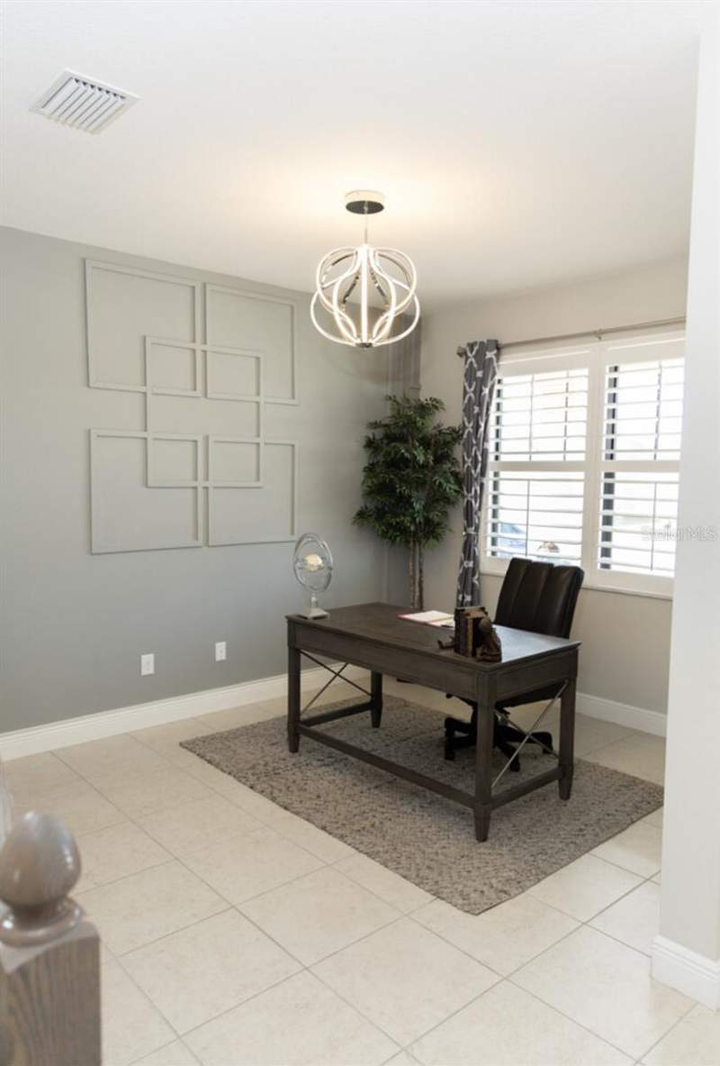 4 bedroom Single Family Residence at 1216 Old Windsor Way, Villages At Avalon Phase 3B-3, Spring Hill — photo 4