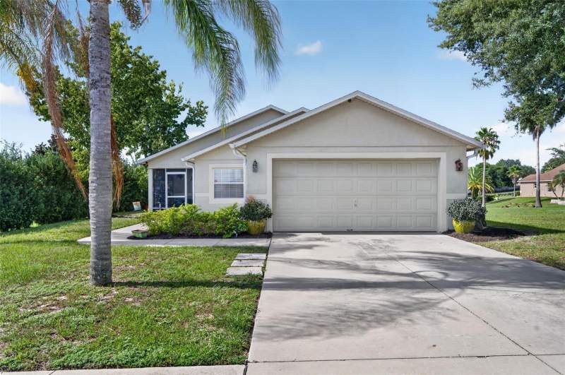 3 bedroom Single Family Residence at 1390 Willow Crest Drive, North Ridge Ph 02, Clermont — photo 2