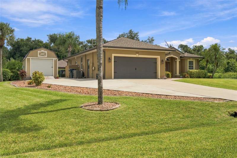 3 bedroom Single Family Residence at 3118 Ridgewood Drive, Port Charlotte Sub 01, North Port — photo 2