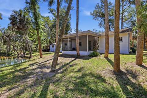 6244 Colony Circle, Weeki Wachee FL - photo 7 of 62