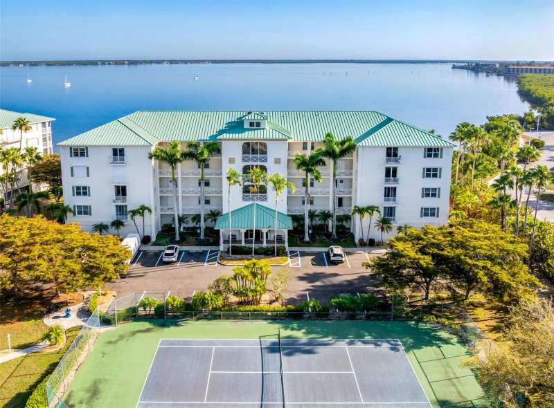 3 bedroom Condominium at 200 Harbor Walk Drive #354, Harbor Walk Ph 03, Punta Gorda — photo 1
