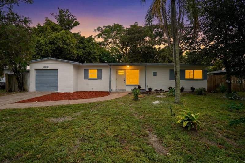 3 bedroom Single Family Residence at 6810 Dr Martin Luther King Jr Street, Meadow Lawn, St Petersburg — photo 3