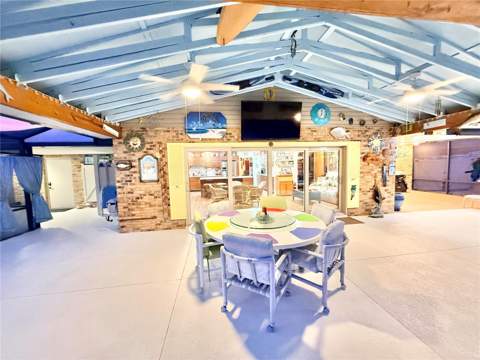 209 W Delaware Street, Tavares FL - photo 10 of 85