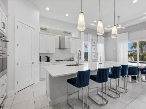 1104 Castle Pines Court, Kissimmee FL - photo 9 of 47