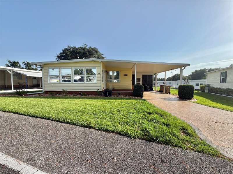 2 bedroom Mobile Home at 416 Palo Verde Drive, Hawthorne At Leesburg A Coop, Leesburg — photo 1