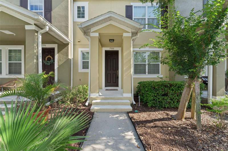 3 bedroom Townhouse at 7988 EDGEWOOD FOREST DRIVE, WATERS EDGE/LK NONA 03 C-F &, ORLANDO — photo 2