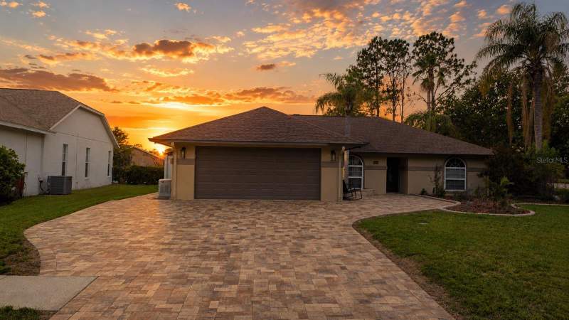 3 bedroom Single Family Residence at 6441 Silver Oaks Drive, Silver Oaks Ph 01, Zephyrhills — photo 2