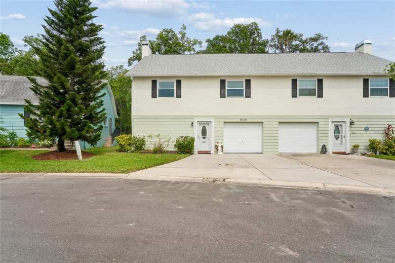 2 bedroom Townhouse at 6016 Wilds Dr, Wilds Condo, New Port Richey — photo 1