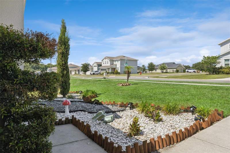 4 bedroom Single Family Residence at 31736 Broadwater Avenue, Seasons At Park Hill, Leesburg — photo 4