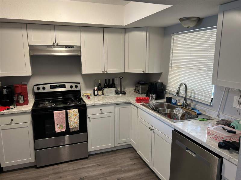 2 bedroom Condominium at 6301 58th Street #705, Outlook Village Condo, Pinellas Park — photo 2