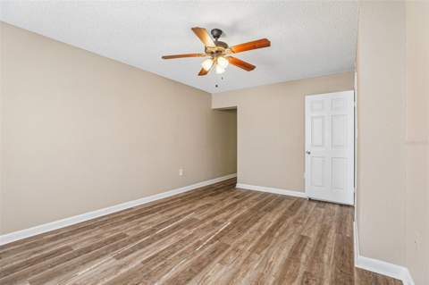 100 E Oak Terrace Drive #D2, Leesburg FL - photo 16 of 33