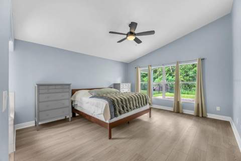 16405 Bridgewalk Drive, Lithia FL - photo 18 of 34