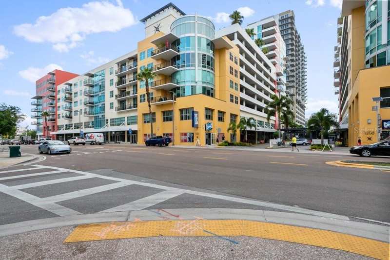 2 bedroom Condominium at 1120 E Kennedy Boulevard #1416, Grand Central At Kennedy Residences A Condominium, Tampa — photo 1