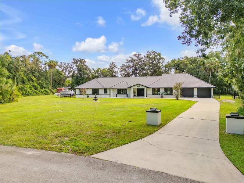 5 bedroom Single Family Residence at 6223 Donna Circle, Spruce Creek Estates Unit 01, Port Orange — photo 1
