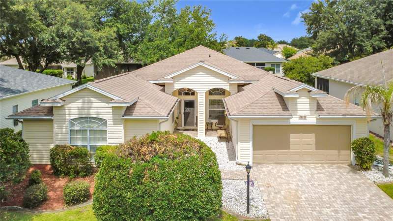 3 bedroom Single Family Residence at 25243 River Crest Drive, Plantation At Leesburg River Crest Unit 01, Leesburg — photo 3