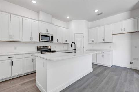 1306 East Parkway, Deland FL - photo 7 of 35
