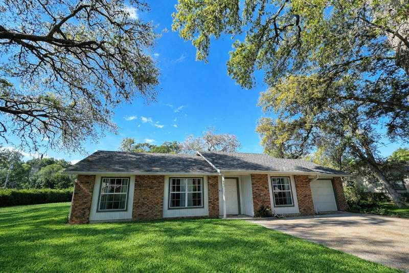 3 bedroom Single Family Residence at 700 Swarthmore Road, Country Club Estates, Deland — photo 3