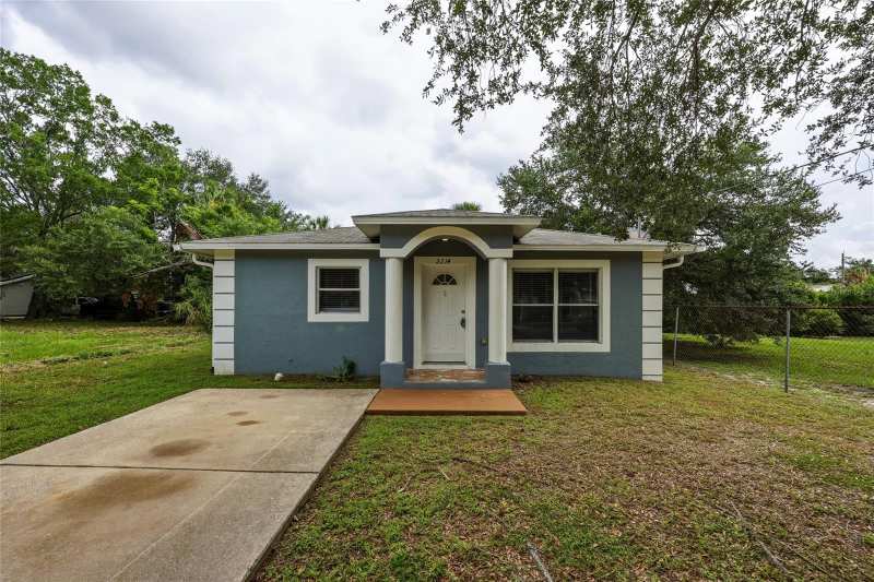3 bedroom Single Family Residence at 2214 E 19th Avenue, Mays Add, Tampa — photo 1