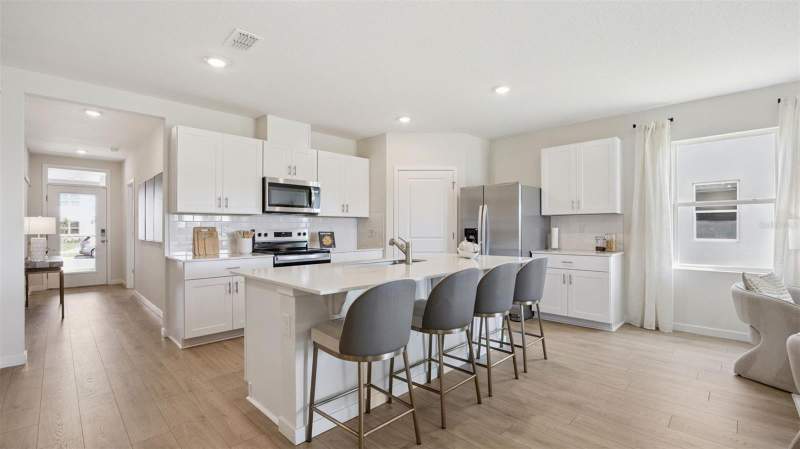 5 bedroom Single Family Residence at 4518 Red Fish Run, Travis Landing, Kissimmee — photo 3