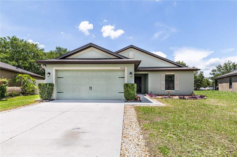 Tavares Chelsea Oaks South
