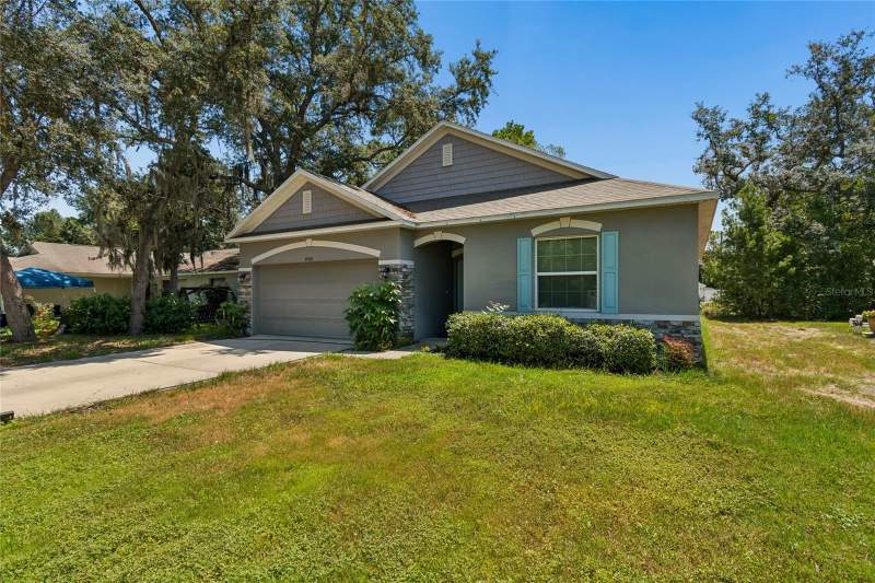 3 bedroom Single Family Residence at 4068 Mendota Avenue, Weeki Wachee Woodlands, Spring Hill — photo 2