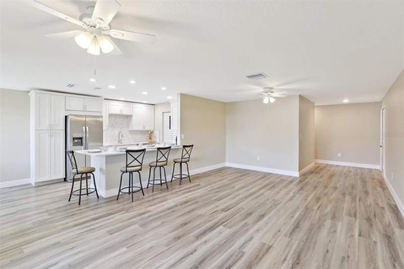 2 bedroom Villa at 1203 16th Circle, New Haven Condo, Largo — photo 4