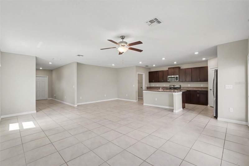 5 bedroom Single Family Residence at 15514 Colt Creek Place, Cypress Mill Ph 3, Sun City Center — photo 4