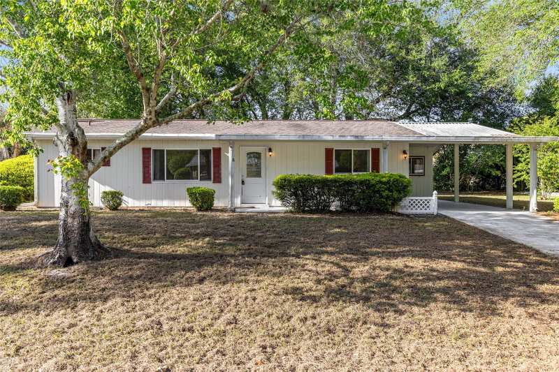 2 bedroom Single Family Residence at 9589 SW 102nd Place, Pine Run Estates, Ocala — photo 1