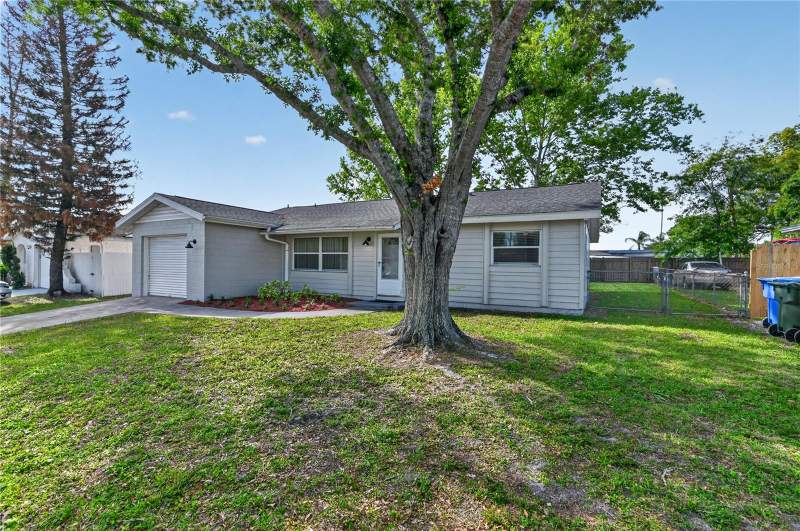 3 bedroom Single Family Residence at 1330 Meadowbrook Street, Town & Country Estates Unit 1, Kissimmee — photo 2
