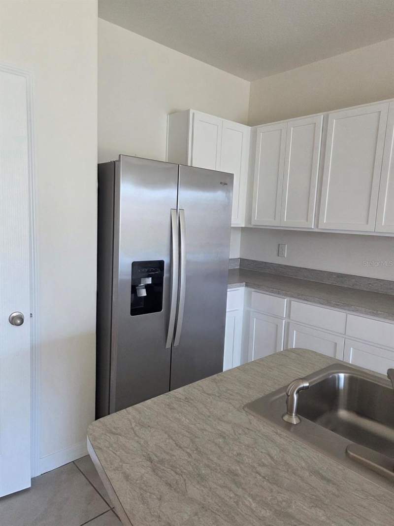 3 bedroom Townhouse at 2294 Tay Wes Drive, Thompson Grove, St Cloud — photo 3