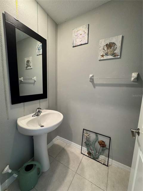 36569 Smithfield Lane, Zephyrhills FL - photo 9 of 30