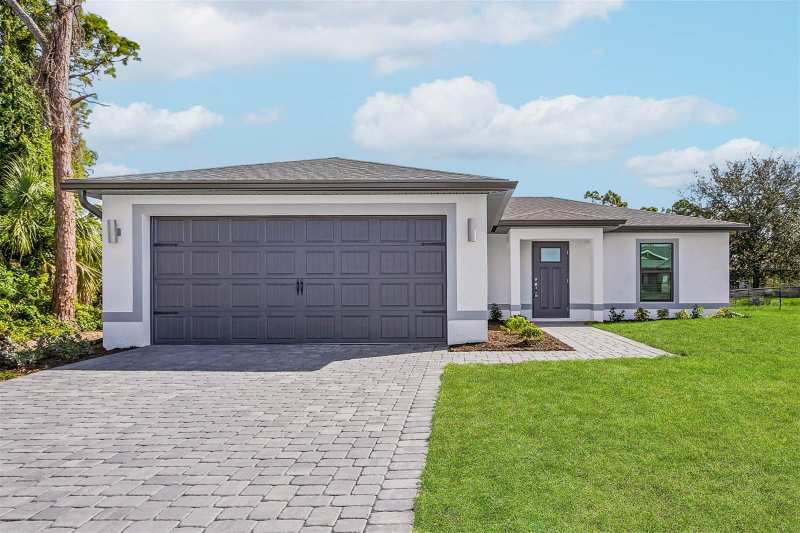 3 bedroom Single Family Residence at 12572 Feldman Avenue, Pch 056 1862 0018, Port Charlotte — photo 1